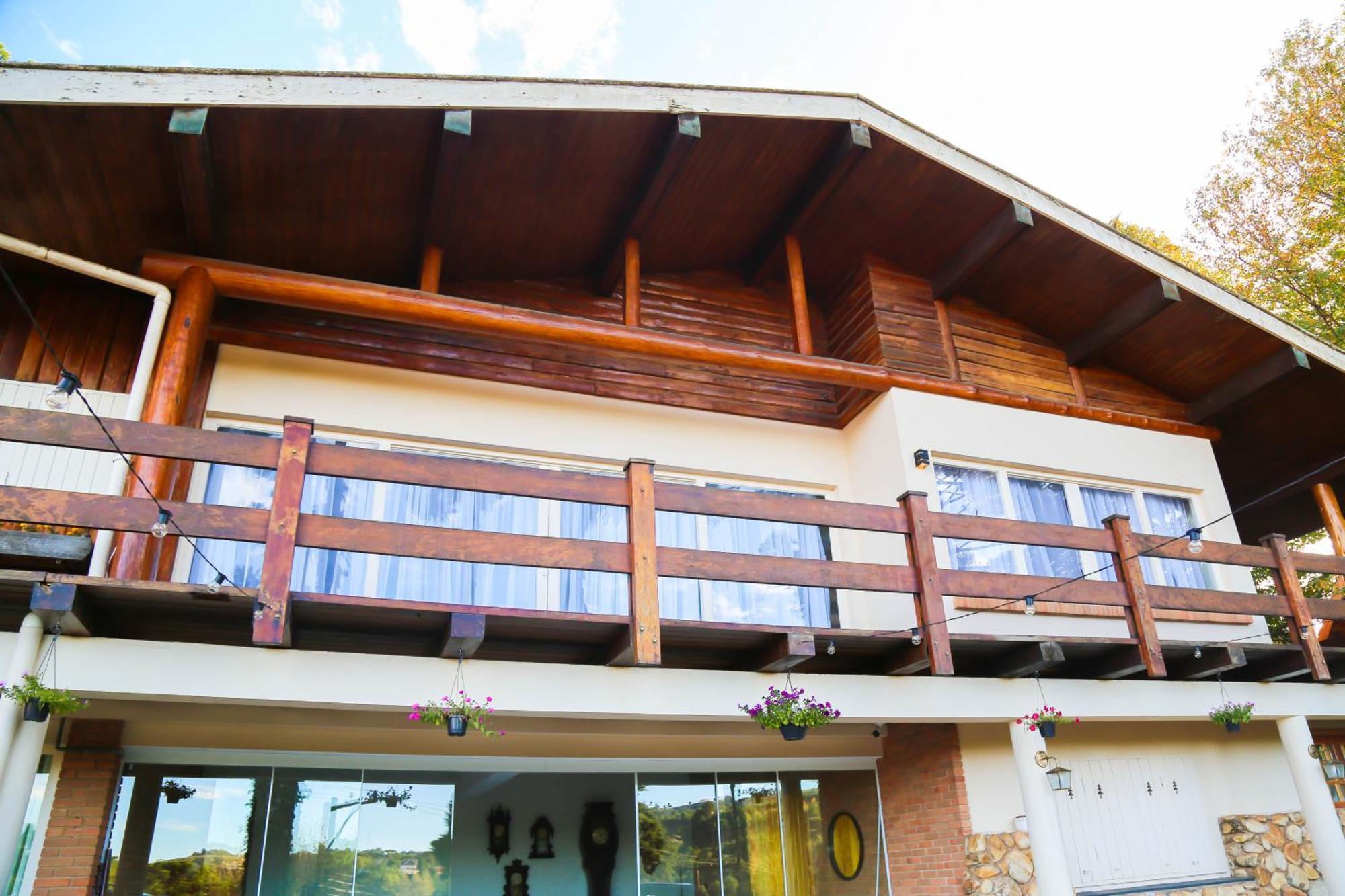 Hotel Iturri
