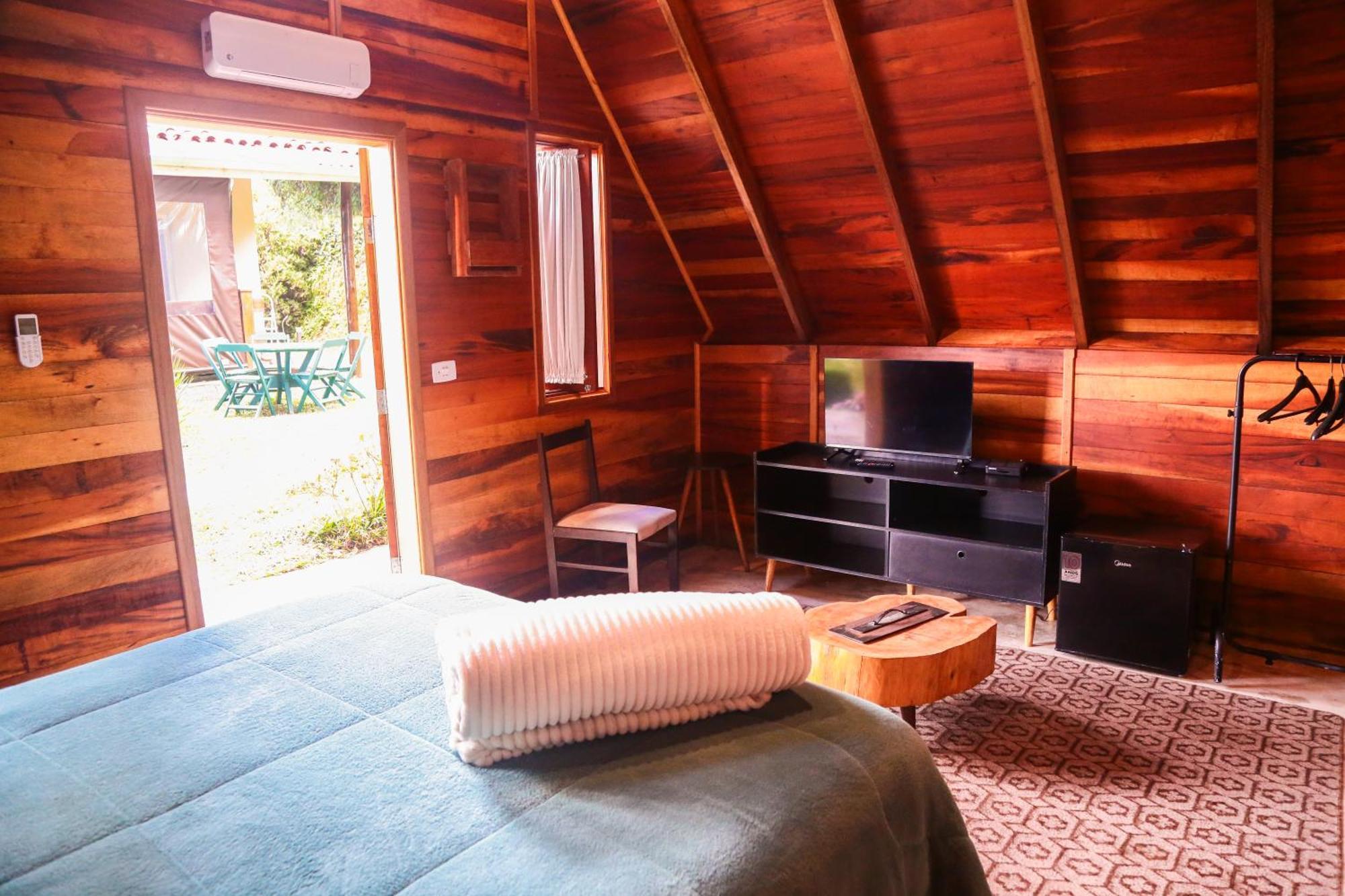 Iturri Hotel *